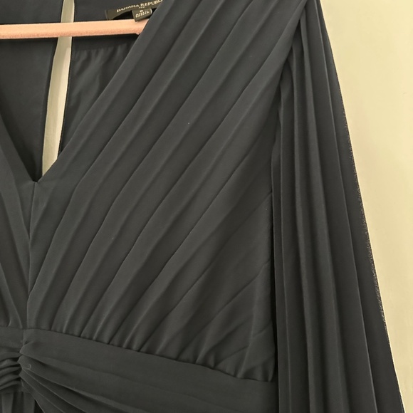 Banana Republic Navy Chiffon Pleated Midi dress - size 8 - Picture 3 of 5